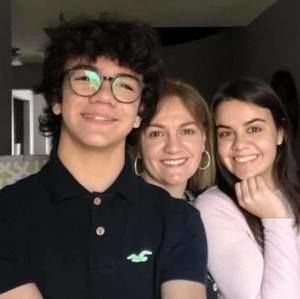 Meet your Posher, Helen